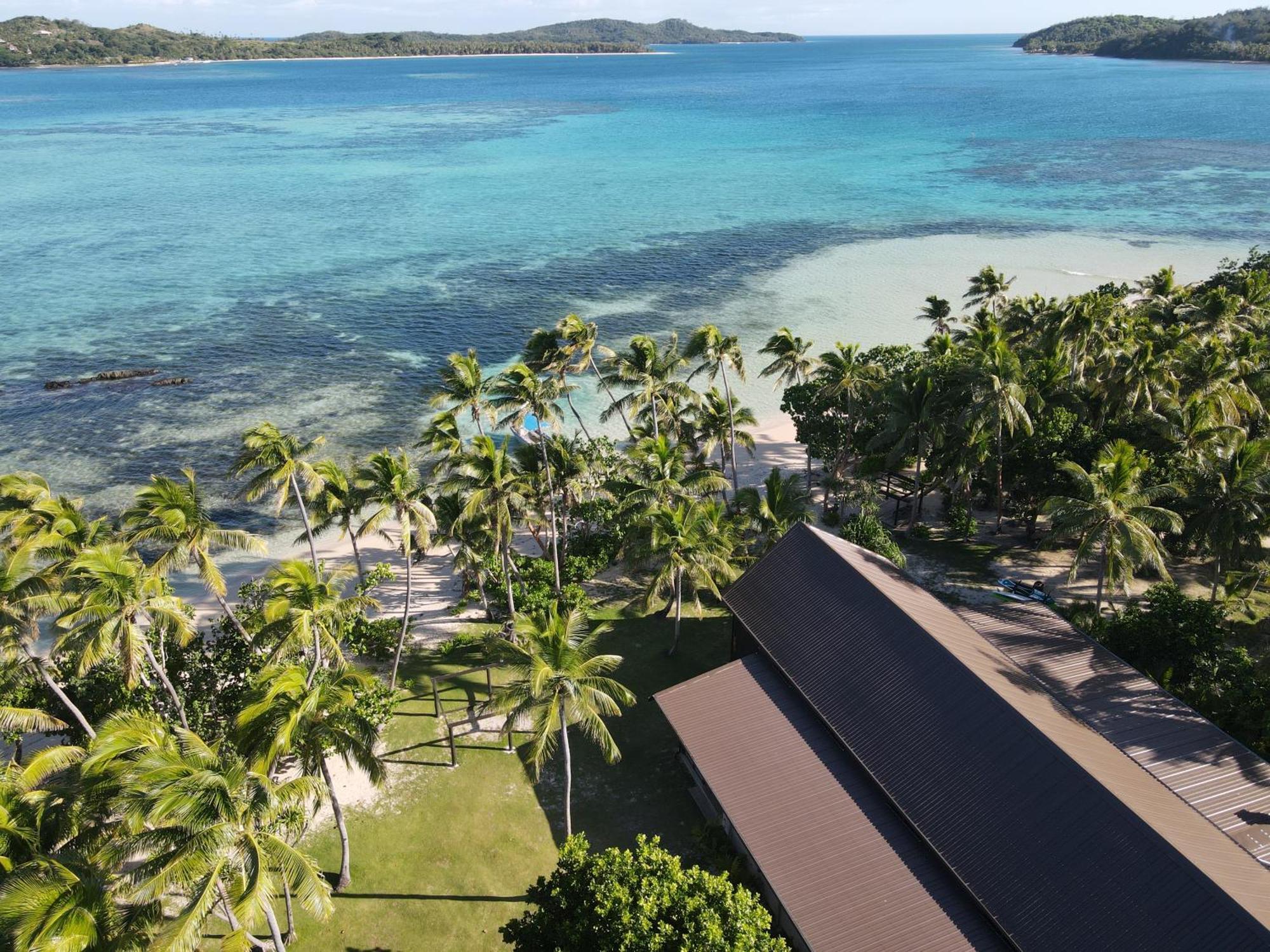 Coconut Beach Resort Tavewa Island Esterno foto