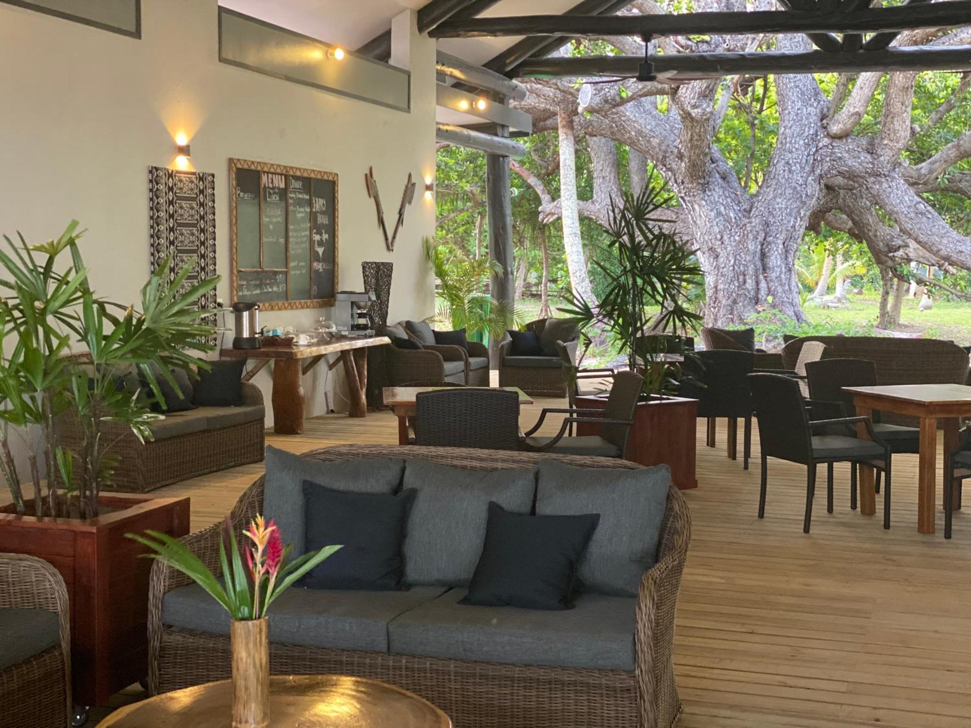 Coconut Beach Resort Tavewa Island Esterno foto