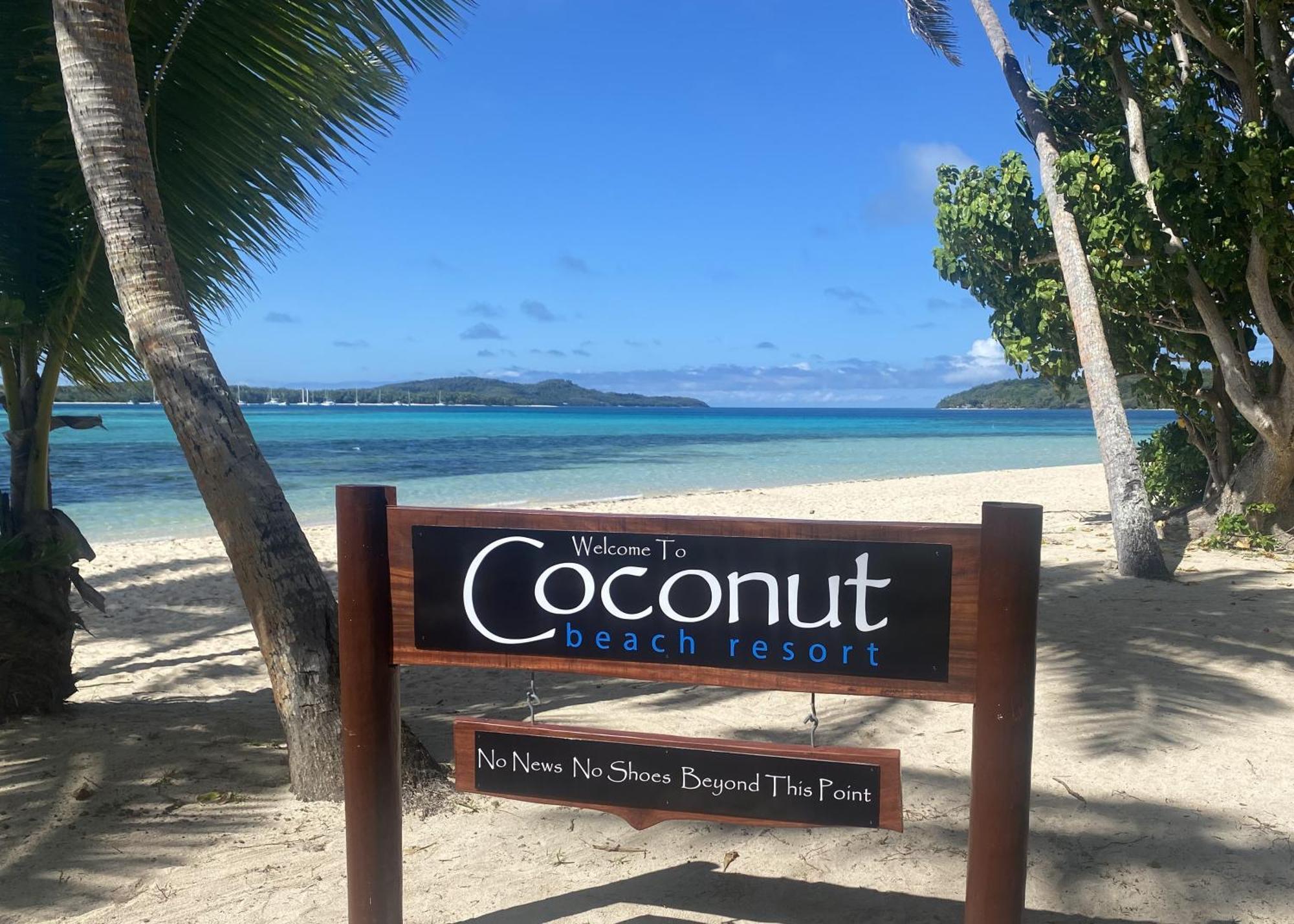 Coconut Beach Resort Tavewa Island Esterno foto