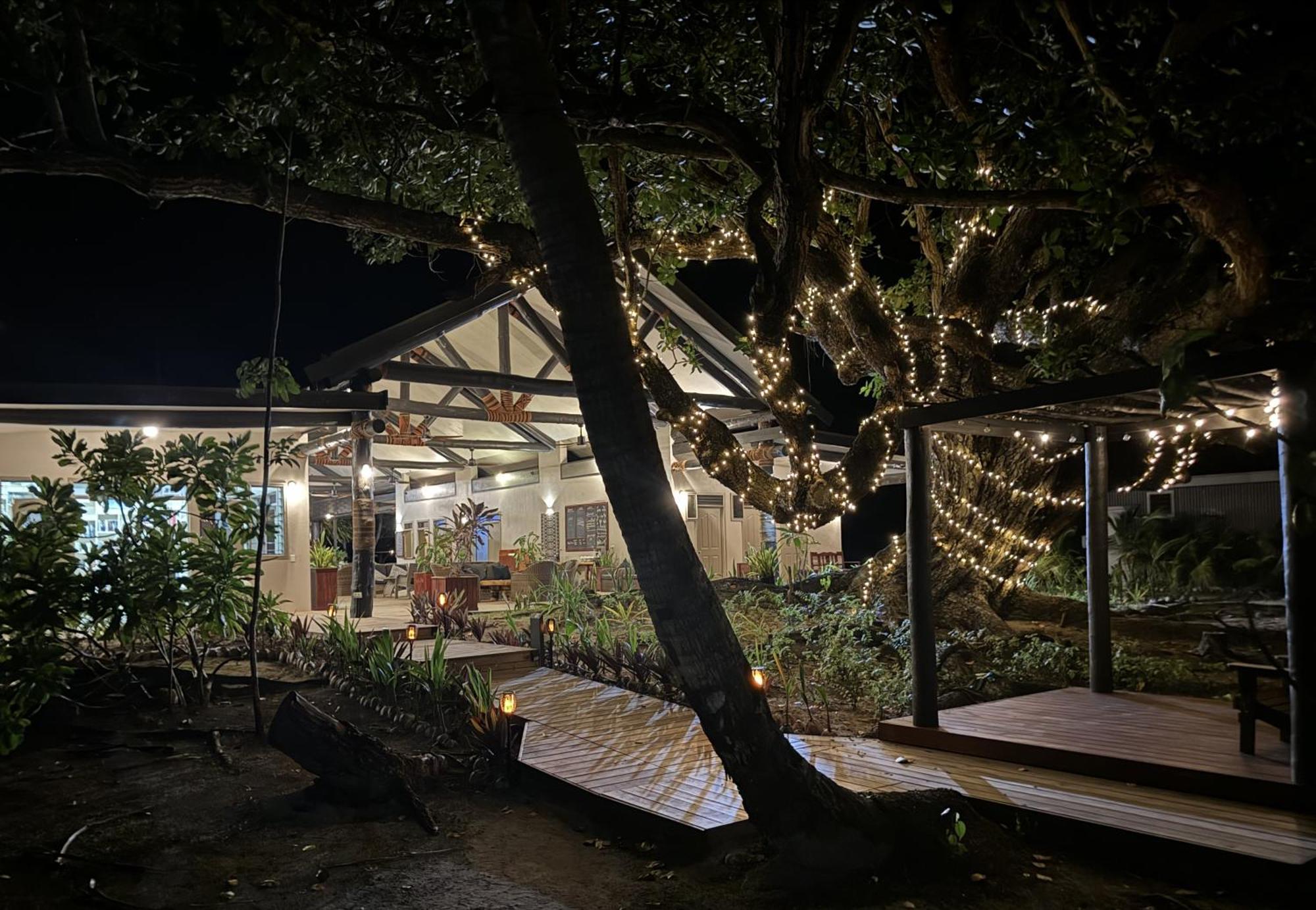 Coconut Beach Resort Tavewa Island Esterno foto